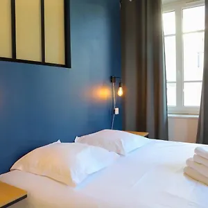 Le Cristal : Spacieux T2 Avec Parking Appartement Annecy