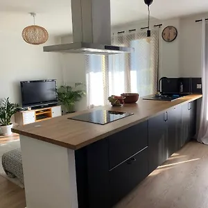 Proche Du Centre Avec Parking Prive Gratuit Appartement