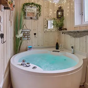 Aix Centre Historique Sauna Jacuzzi Balnéo Privatif Appartement